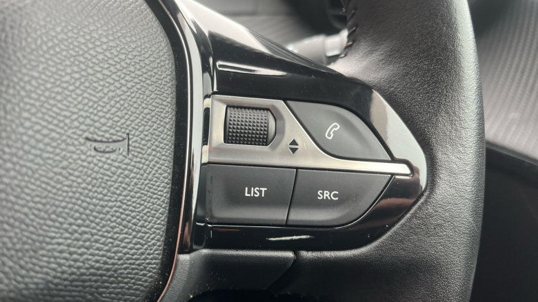 Peugeot 208 1.2 PureTech 100 Active 5dr Petrol Hatchback